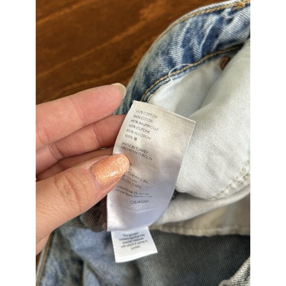 We The Free People Denim Shorts Sz 29 Distressed Frayed Hem Button Fly - Picture 6 of 7